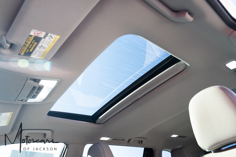 2017 toyota highlander panoramic sunroof deals