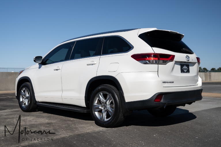 Used-2017-Toyota-Highlander-XLE-Jackson-MS