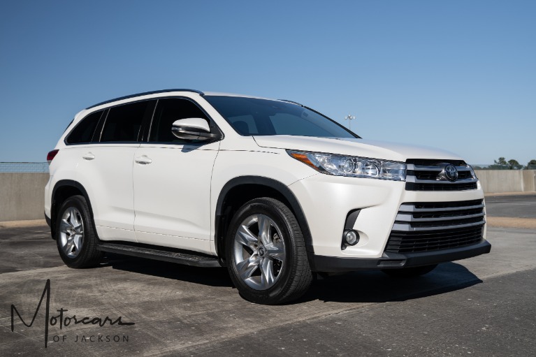 Used-2017-Toyota-Highlander-XLE-for-sale-Jackson-MS