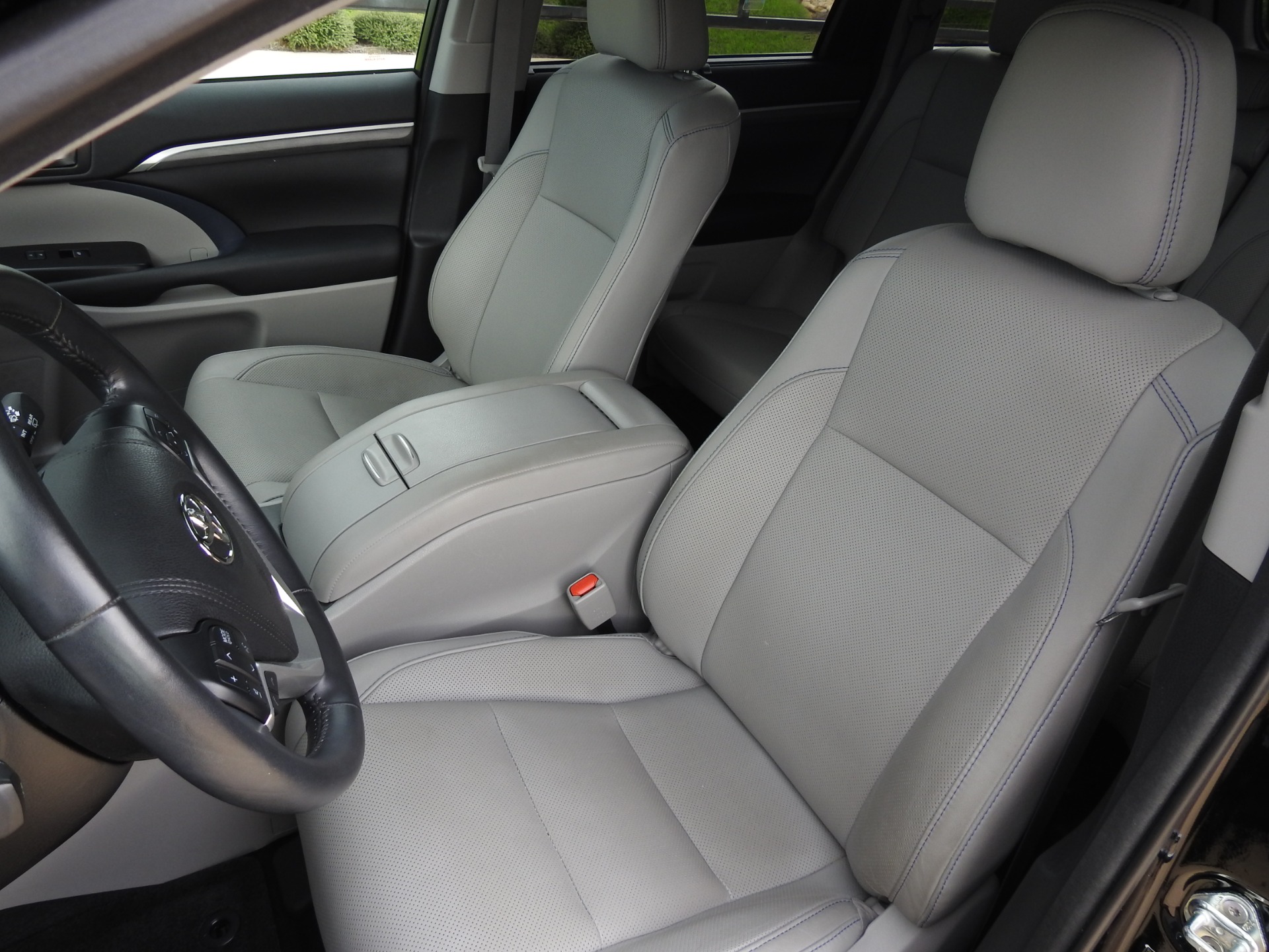 2017 Toyota Highlander Limited Stock HS211402 for sale near Jackson