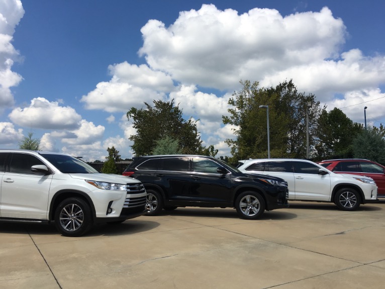 2017 Toyota Highlander XLE Stock HS524396 for sale near Jackson, MS