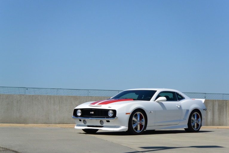 Used-2010-Chevrolet-Camaro-2SS-**69-Retro-Show-Car-**-Jackson-MS