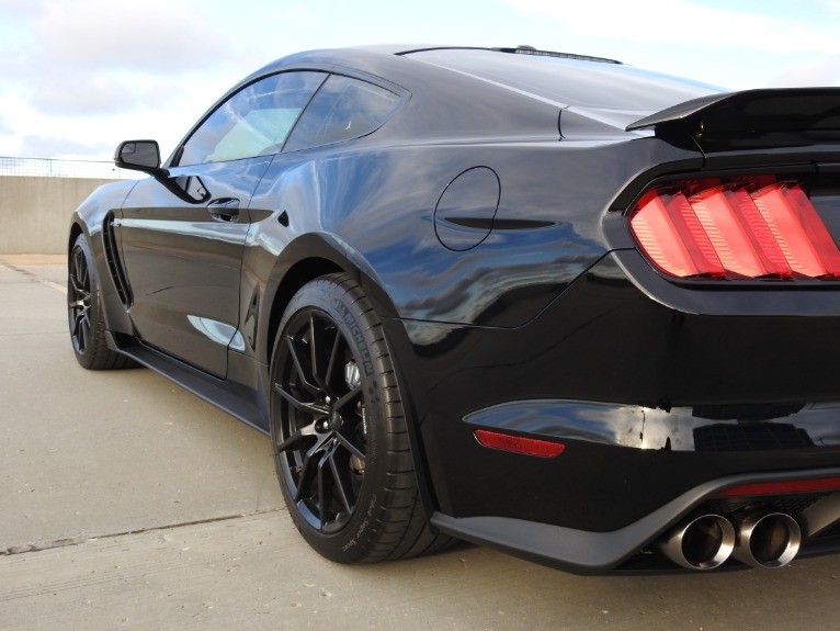 Used-2017-Ford-Mustang-Shelby-GT350-**-Only-1K-Miles-**-for-sale-Jackson-MS