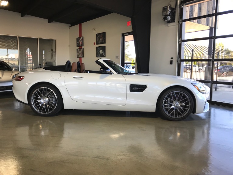 Used-2018-Mercedes-Benz-AMG-GT-Roadster-Jackson-MS