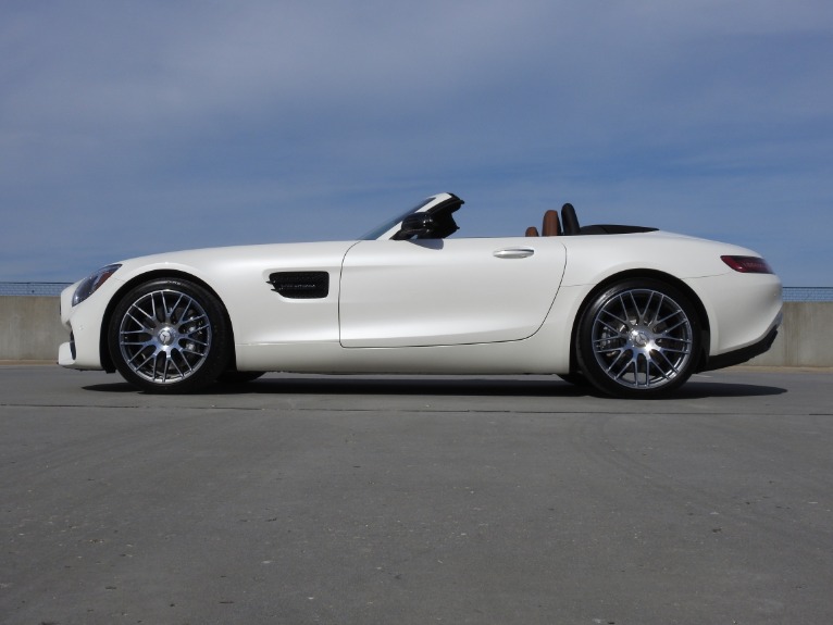 Used-2018-Mercedes-Benz-AMG-GT-Roadster-for-sale-Jackson-MS