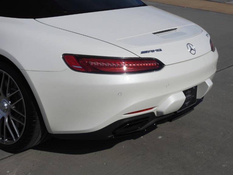 Used-2018-Mercedes-Benz-AMG-GT-Roadster-for-sale-Jackson-MS