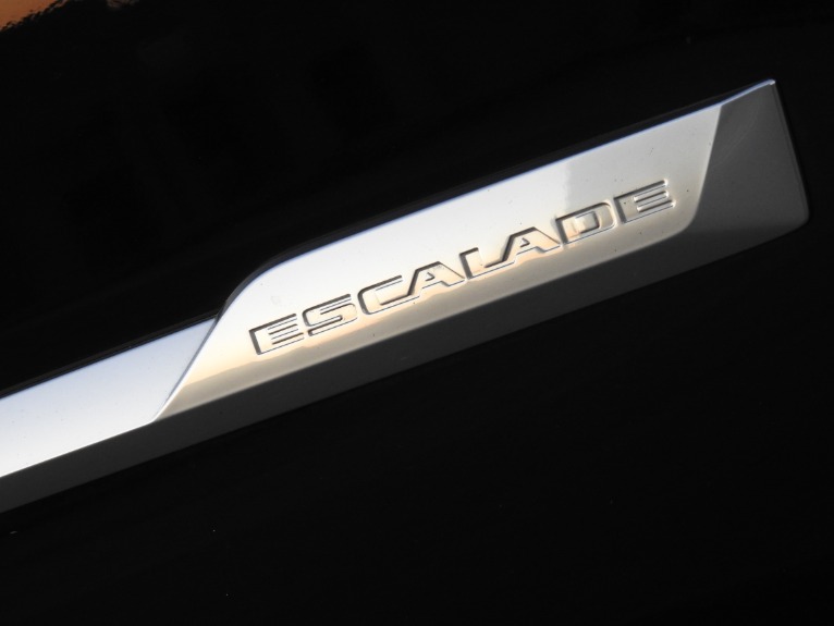Used-2018-Cadillac-Escalade-Platinum-Jackson-MS