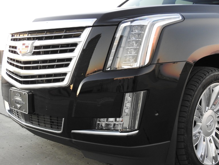 Used-2018-Cadillac-Escalade-Platinum-for-sale-Jackson-MS