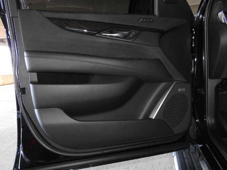 Used-2018-Cadillac-Escalade-Platinum-Jackson-MS