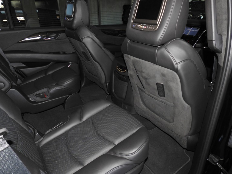 Used-2018-Cadillac-Escalade-Platinum-for-sale-Jackson-MS