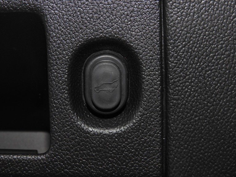 Used-2018-Cadillac-Escalade-Platinum-for-sale-Jackson-MS