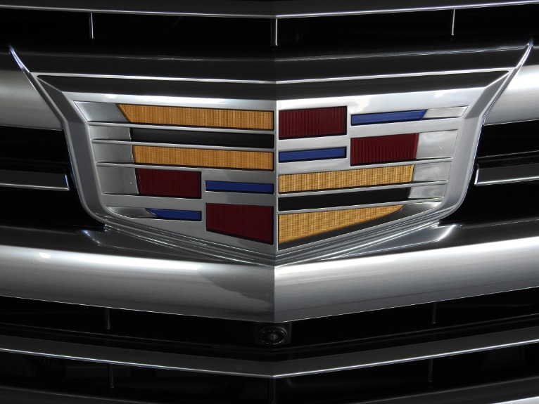 Used-2018-Cadillac-Escalade-Platinum-for-sale-Jackson-MS