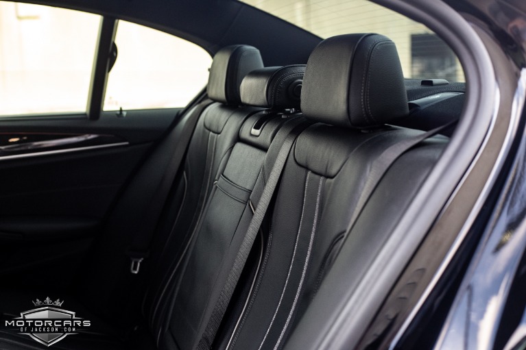Used-2018-BMW-5-Series-M550i-xDrive-for-sale-Jackson-MS