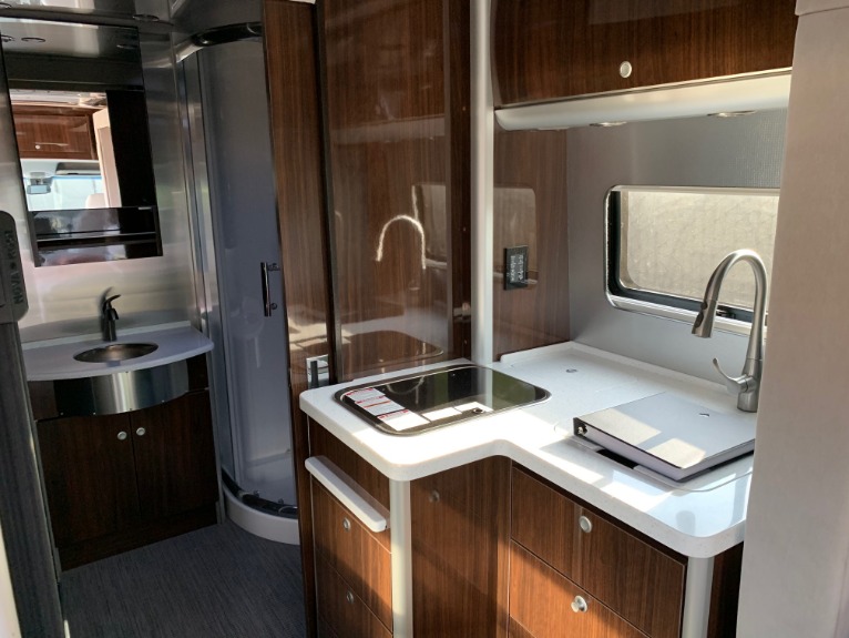 Used-2019-Atlas-Airstream-Murphy-Bed-Jackson-MS