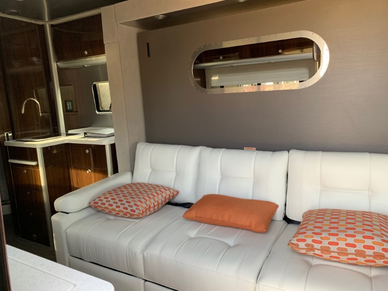 Used-2019-Atlas-Airstream-Murphy-Bed-Jackson-MS