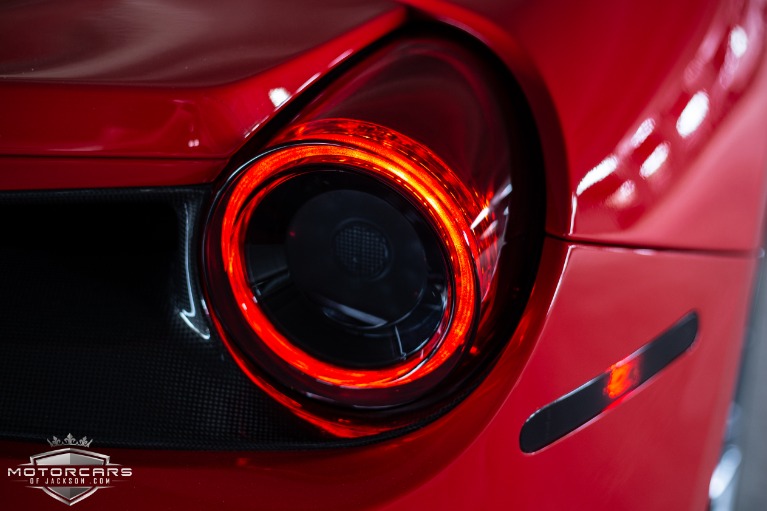 Used-2017-Ferrari-488-GTB-HUGE-MSRP-!-Tons-of-Carbon-!!-Jackson-MS