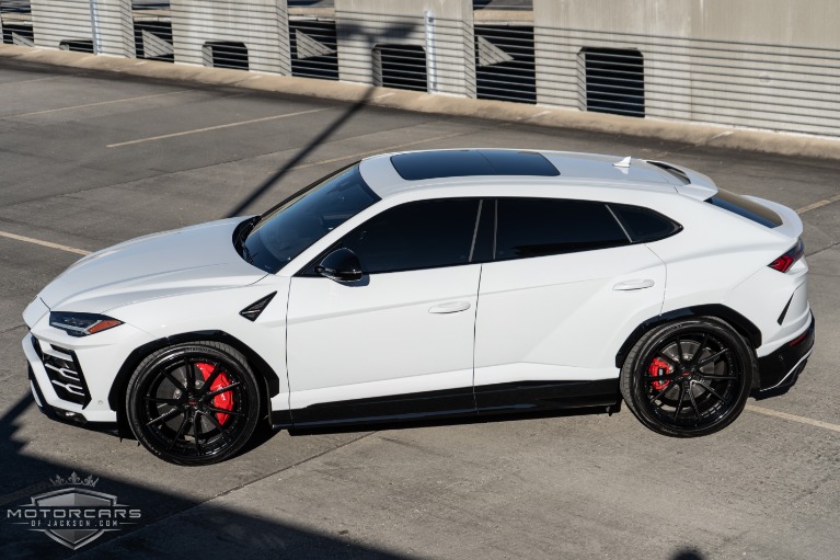 Used-2019-Lamborghini-Urus-Jackson-MS