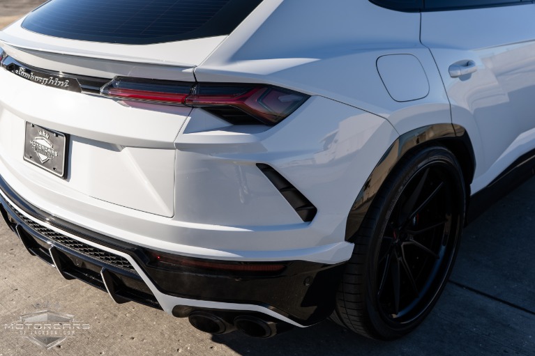 Used-2019-Lamborghini-Urus-Jackson-MS