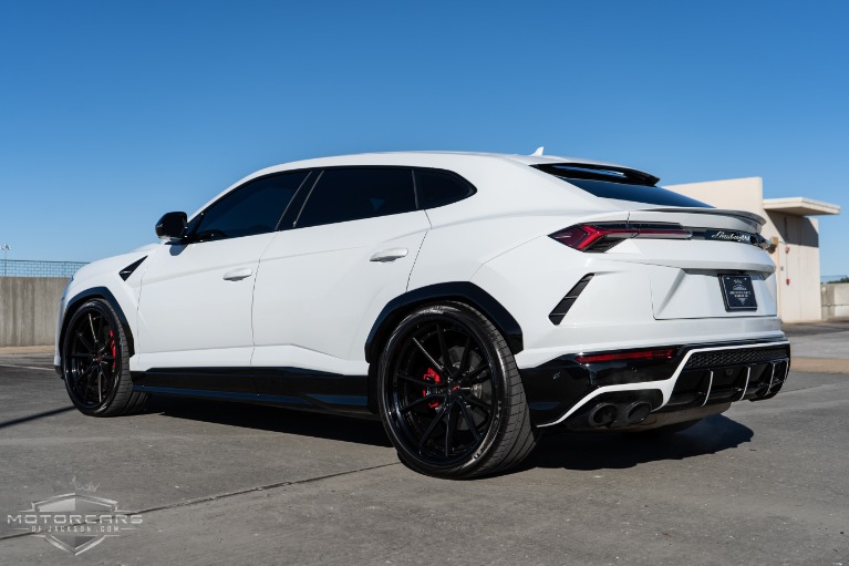 Used-2019-Lamborghini-Urus-Jackson-MS