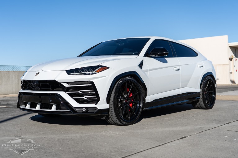 Used-2019-Lamborghini-Urus-Jackson-MS