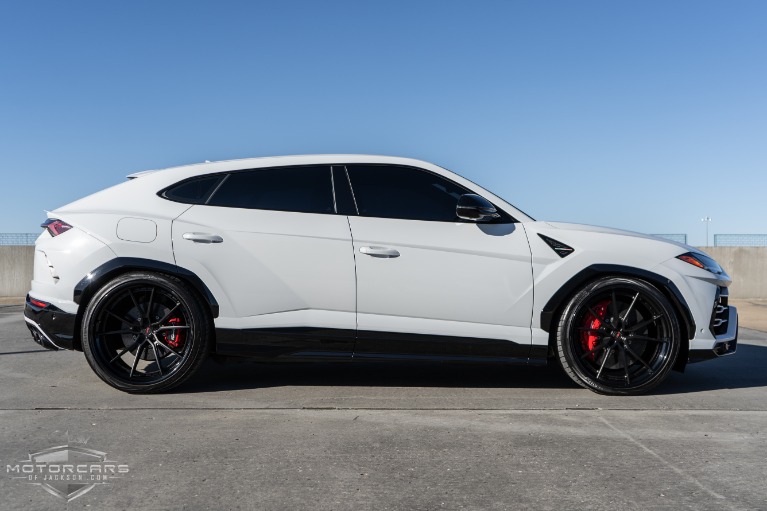 Used-2019-Lamborghini-Urus-Jackson-MS