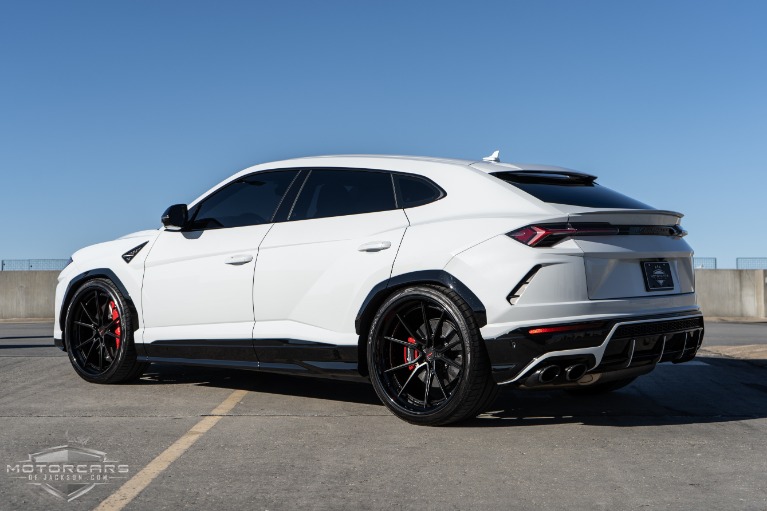 Used-2019-Lamborghini-Urus-Jackson-MS