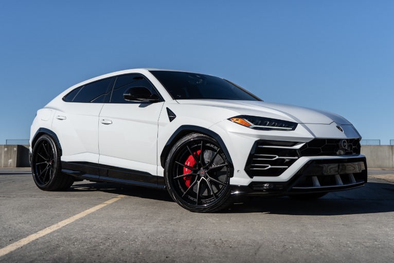 Used-2019-Lamborghini-Urus-Jackson-MS