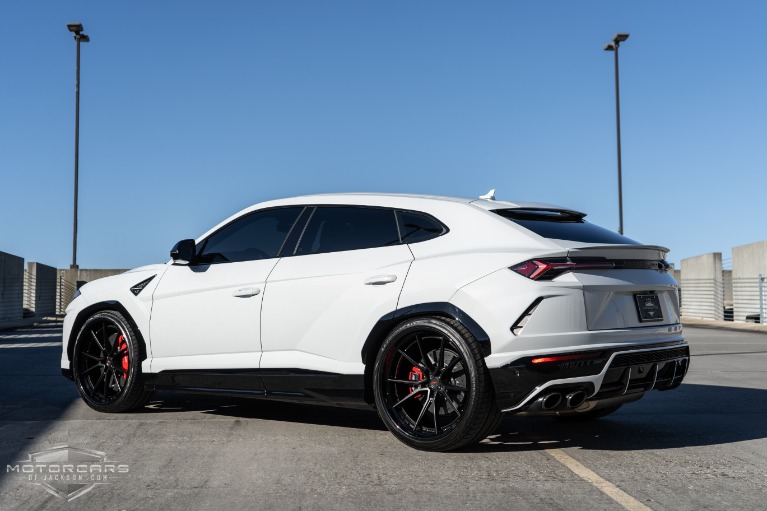 Used-2019-Lamborghini-Urus-Jackson-MS