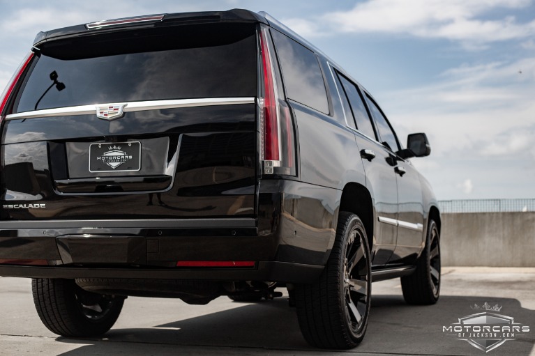 Used-2018-Cadillac-Escalade-Platinum-Jackson-MS