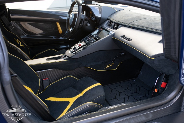 Used-2017-Lamborghini-Aventador-SV---LP750-4-Super-Veloce-for-sale-Jackson-MS