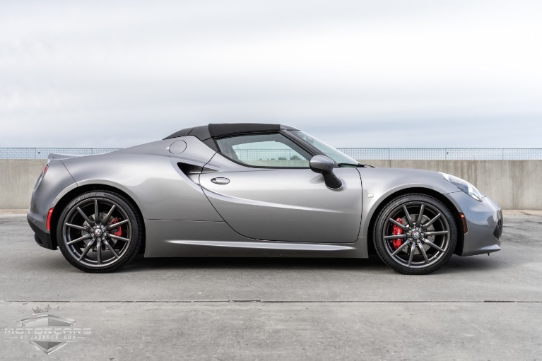 Used-2018-Alfa-Romeo-4C-Spider-for-sale-Jackson-MS