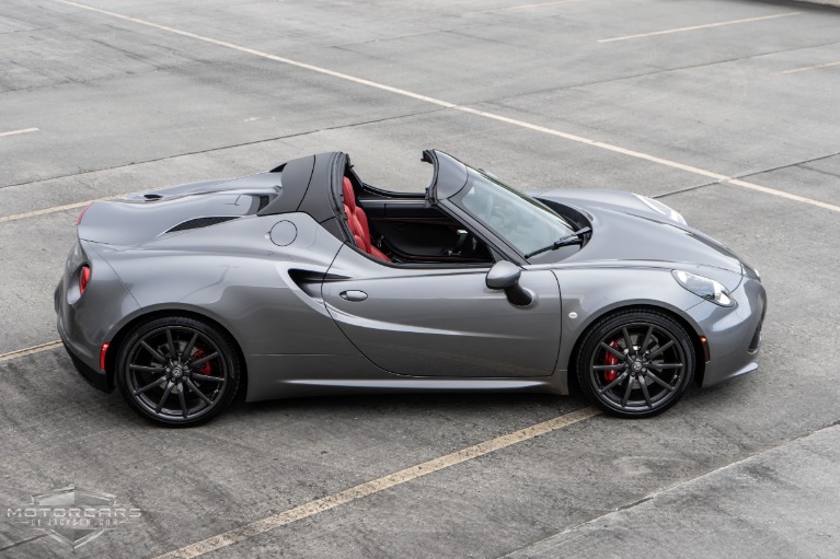 Used-2018-Alfa-Romeo-4C-Spider-Jackson-MS