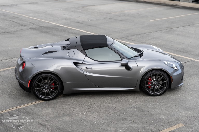 Used-2018-Alfa-Romeo-4C-Spider-for-sale-Jackson-MS