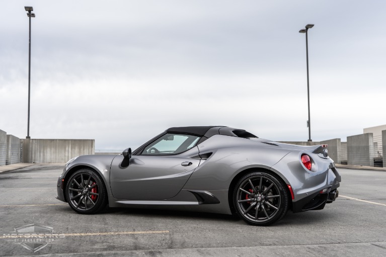 Used-2018-Alfa-Romeo-4C-Spider-Jackson-MS