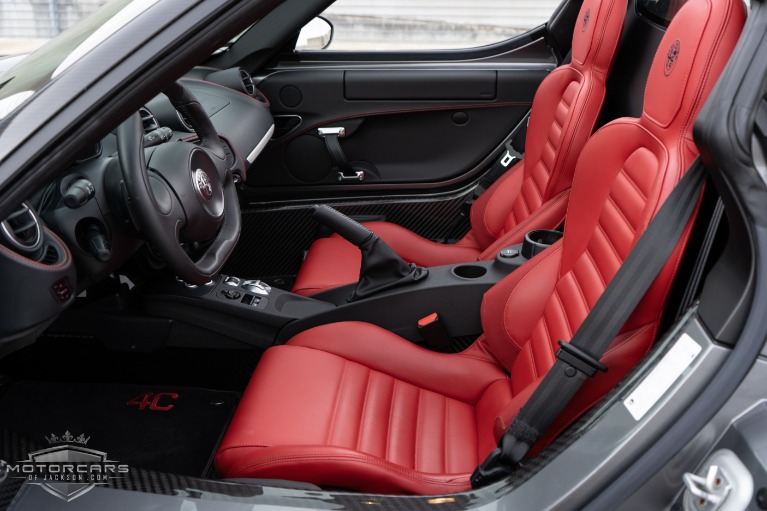 alfa romeo 4c interior