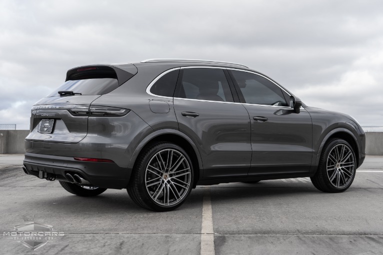 Used-2019-Porsche-Cayenne-Jackson-MS