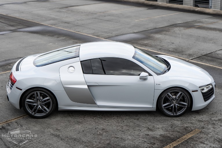 Used-2014-Audi-R8-V10-Coupe-quattro-S-tronic-Jackson-MS