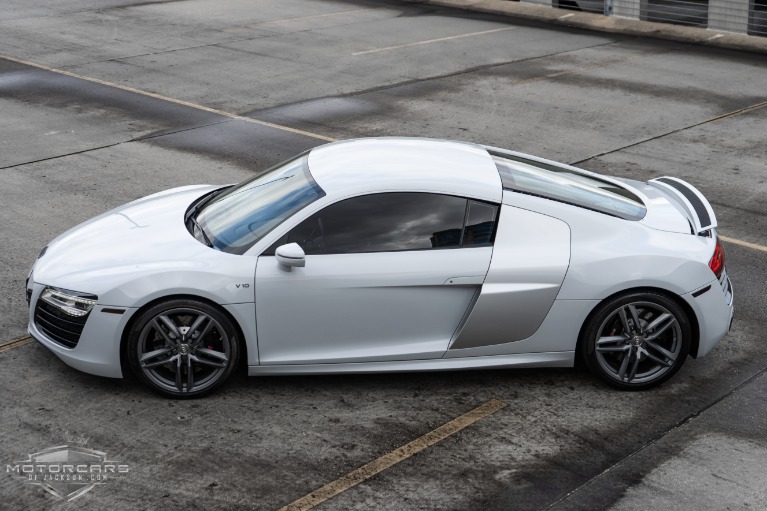 Used-2014-Audi-R8-V10-Coupe-quattro-S-tronic-Jackson-MS