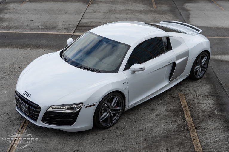 Used-2014-Audi-R8-V10-Coupe-quattro-S-tronic-Jackson-MS