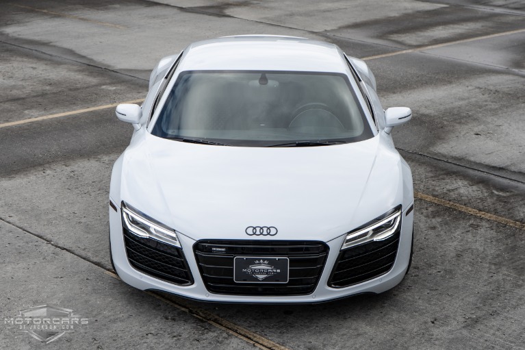 Used-2014-Audi-R8-V10-Coupe-quattro-S-tronic-Jackson-MS