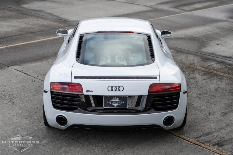 Used-2014-Audi-R8-V10-Coupe-quattro-S-tronic-Jackson-MS