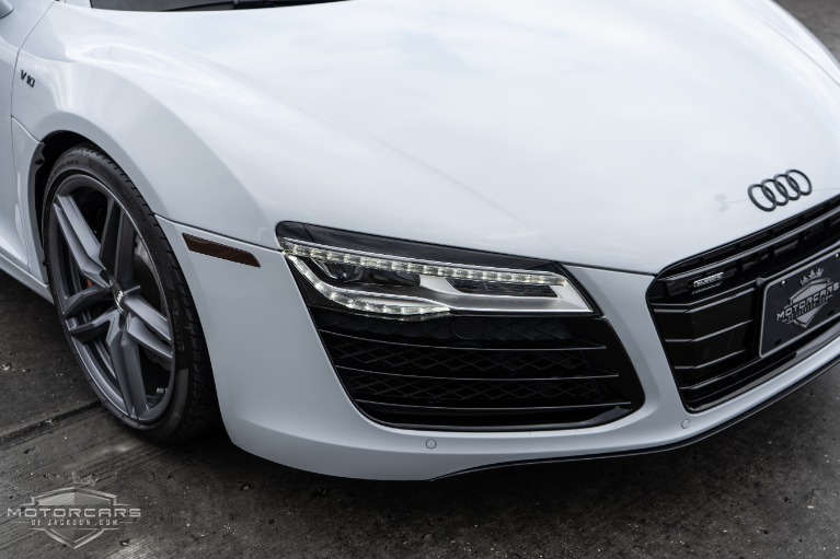 Used-2014-Audi-R8-V10-Coupe-quattro-S-tronic-Jackson-MS