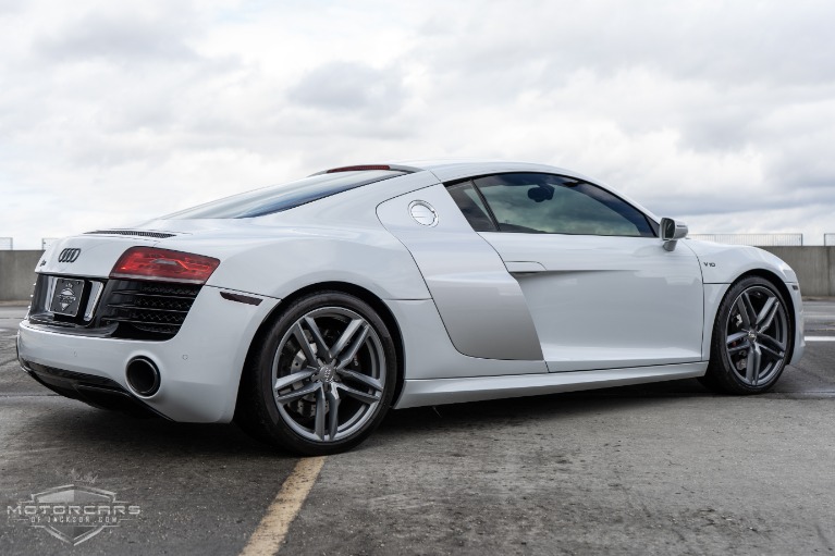 Used-2014-Audi-R8-V10-Coupe-quattro-S-tronic-Jackson-MS