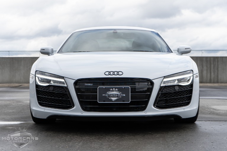 Used-2014-Audi-R8-V10-Coupe-quattro-S-tronic-Jackson-MS