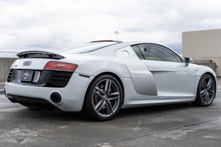 Used-2014-Audi-R8-V10-Coupe-quattro-S-tronic-Jackson-MS