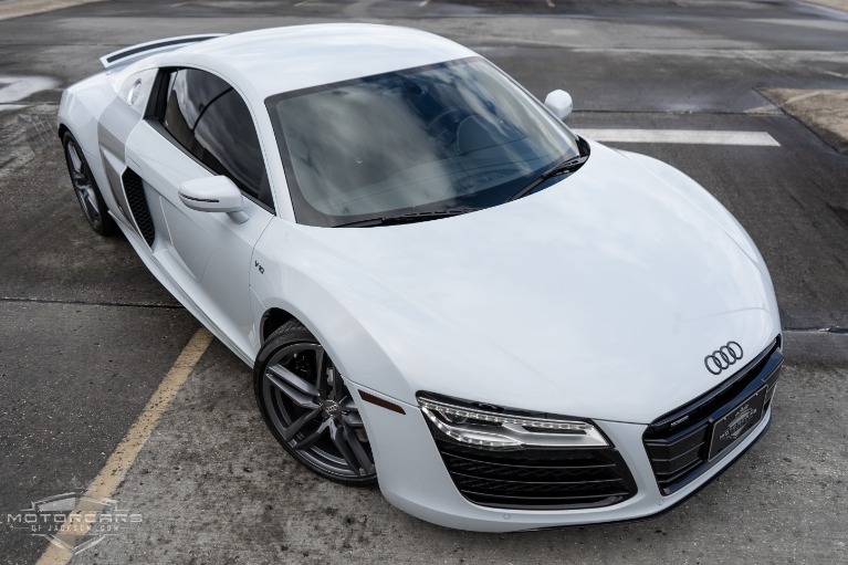 Used-2014-Audi-R8-V10-Coupe-quattro-S-tronic-Jackson-MS