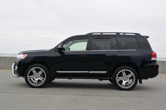 Used-2016-Toyota-Land-Cruiser-TRD-for-sale-Jackson-MS