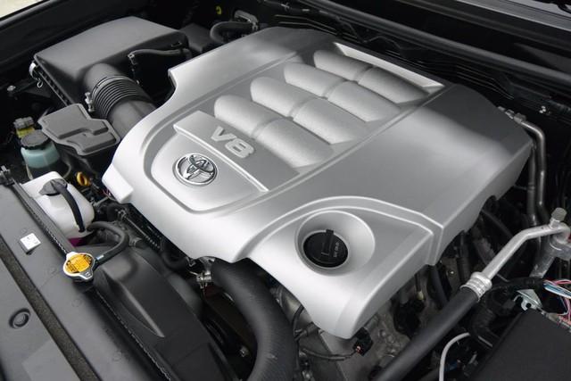 Used-2016-Toyota-Land-Cruiser-TRD-for-sale-Jackson-MS