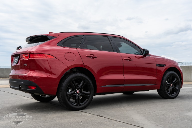 Used-2019-Jaguar-F-PACE-30t-R-Sport-Jackson-MS