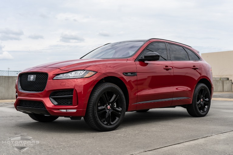 Used-2019-Jaguar-F-PACE-30t-R-Sport-Jackson-MS